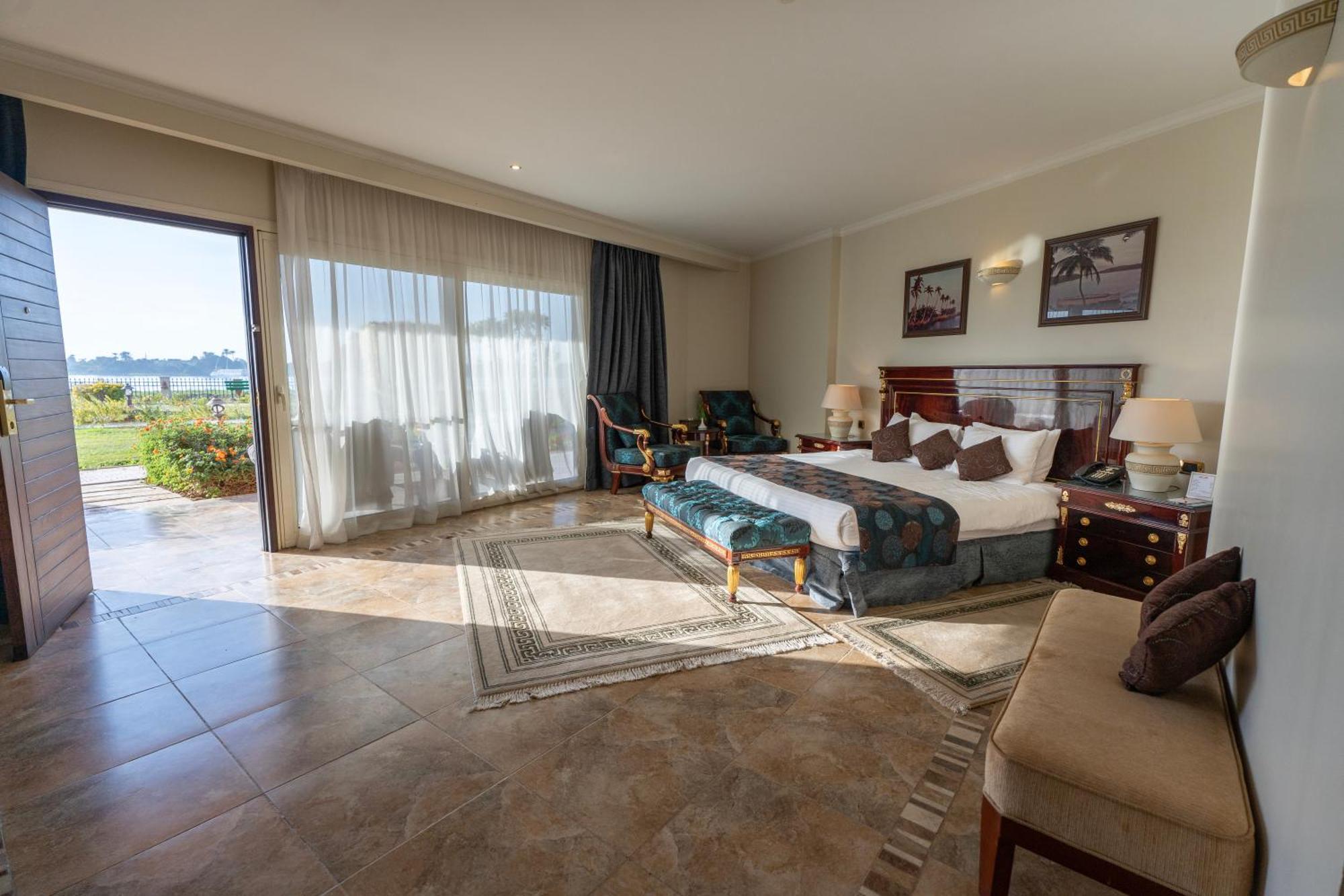 Jolie Ville Hotel & Spa Kings Island Luxor Buitenkant foto A bedroom at the hotel