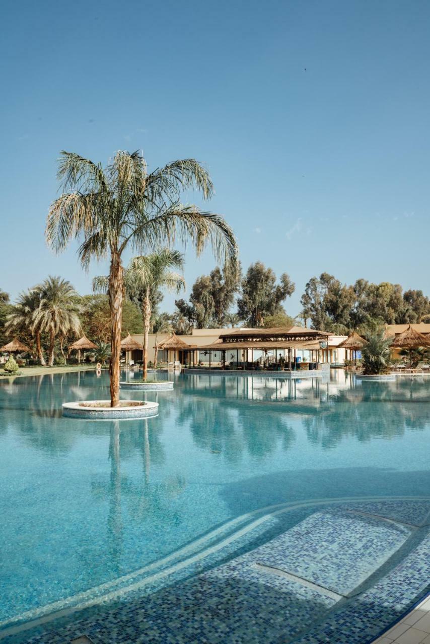Jolie Ville Hotel & Spa Kings Island Luxor Buitenkant foto The pool at the Royal Palm Hotel